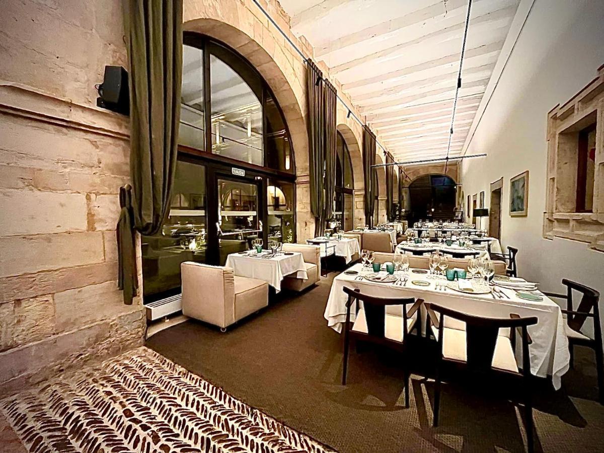 Hotel Real Colegiata San Isidoro León Εξωτερικό φωτογραφία