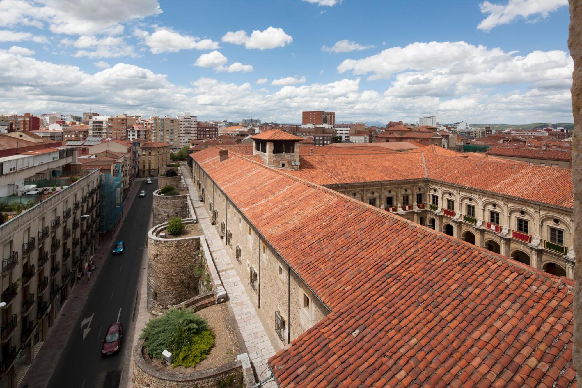 Hotel Real Colegiata San Isidoro León Εξωτερικό φωτογραφία