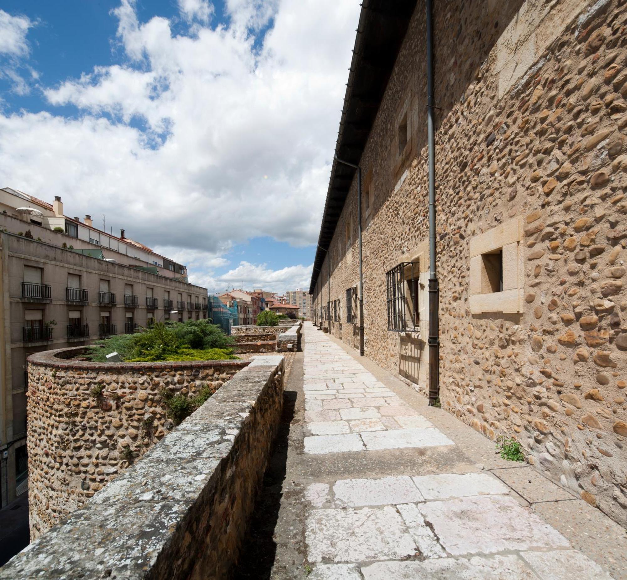 Hotel Real Colegiata San Isidoro León Εξωτερικό φωτογραφία