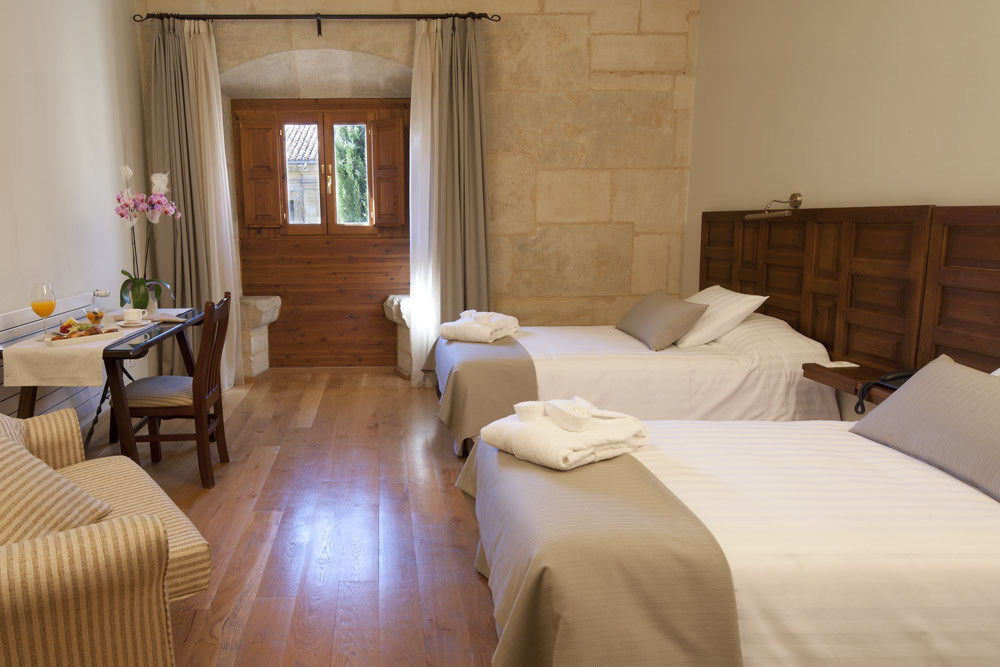 Hotel Real Colegiata San Isidoro León Εξωτερικό φωτογραφία