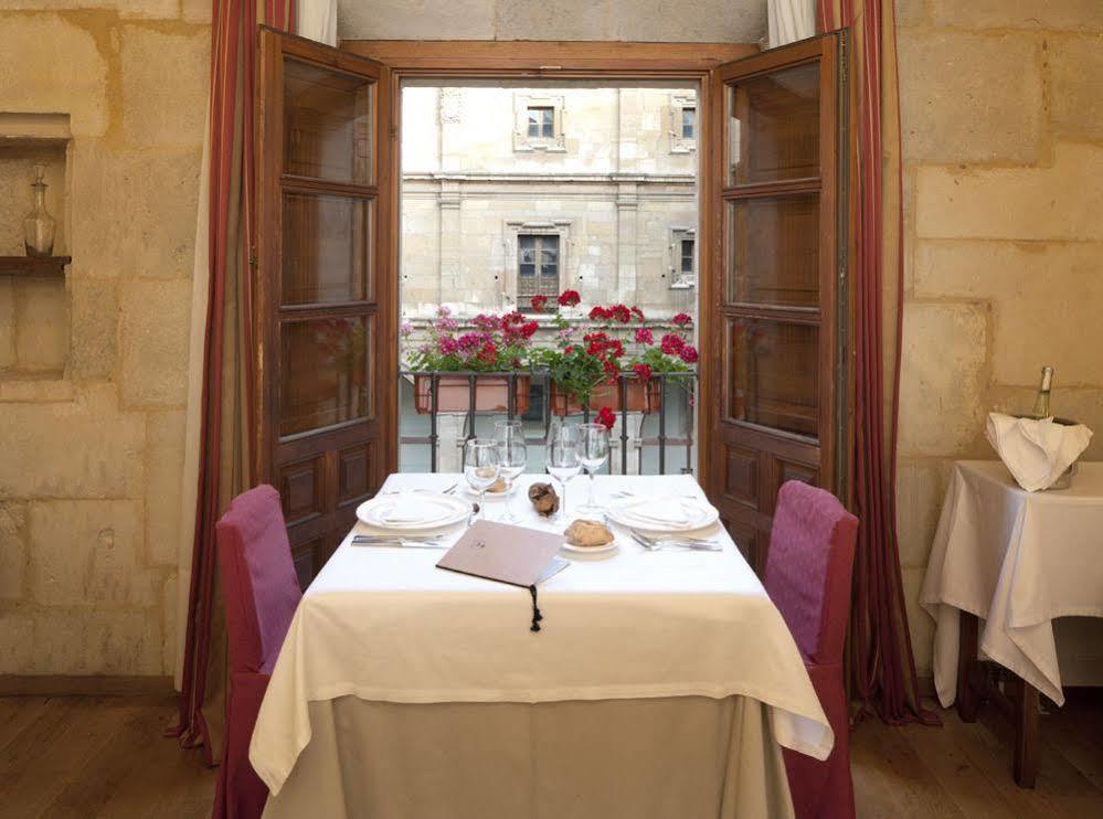Hotel Real Colegiata San Isidoro León Εξωτερικό φωτογραφία